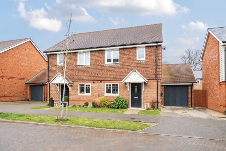 Click the photo for more details of Marjoram Avenue, Cranleigh, GU6
