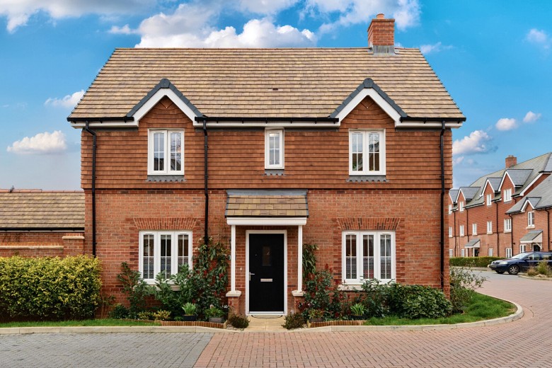 Click the photo for more details of New Bridge Road, Cranleigh, GU6