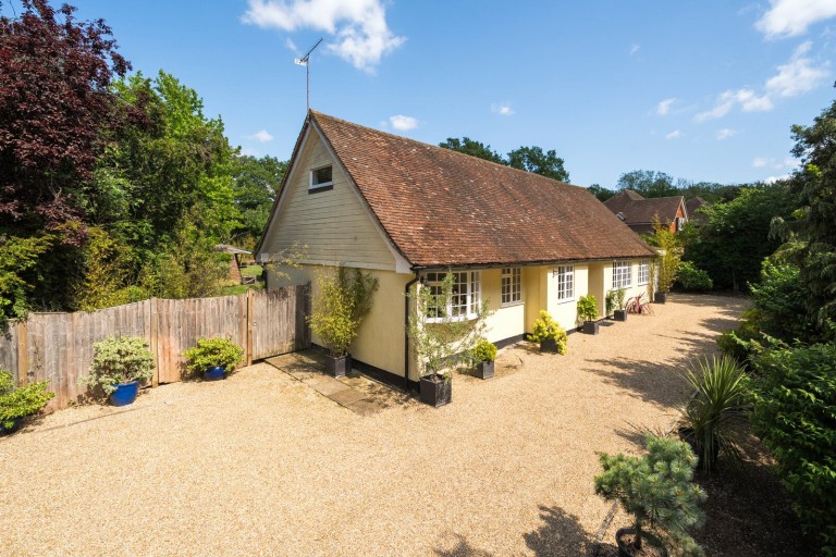 Images for Wanborough Lane, Cranleigh, Surrey