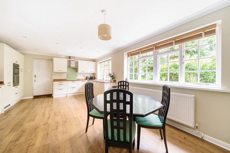 Images for Wanborough Lane, Cranleigh, Surrey