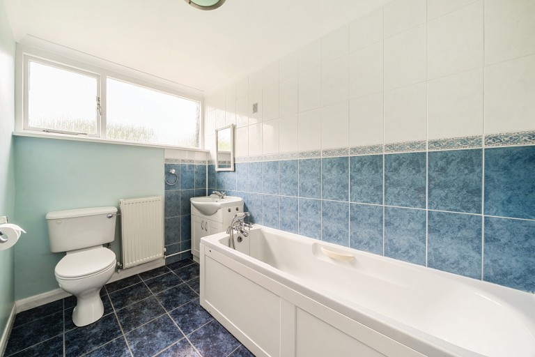 Images for Wanborough Lane, Cranleigh, Surrey