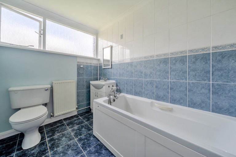 Images for Wanborough Lane, Cranleigh, Surrey