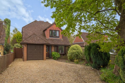 Click the photo for more details of Rowly Drive, Cranleigh, GU6