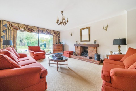 Click the photo for more details of Rowly Drive, Cranleigh, GU6