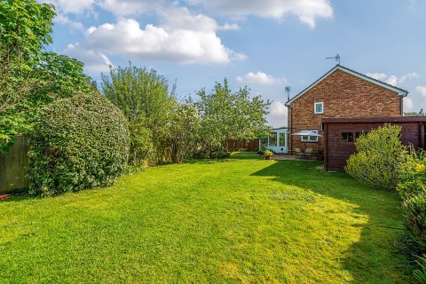 Click the photo for more details of Queensway, Cranleigh, GU6