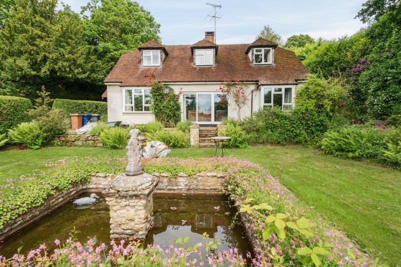 Click the photo for more details of The Street, Ewhurst, GU6