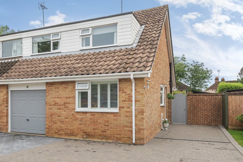 Click the photo for more details of Summerlands, Cranleigh, GU6