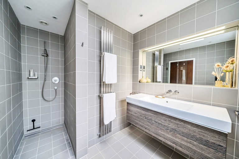 Images for Grove Road, Cranleigh, Surrey