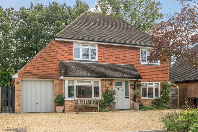Click the photo for more details of Napper Place, Cranleigh, GU6