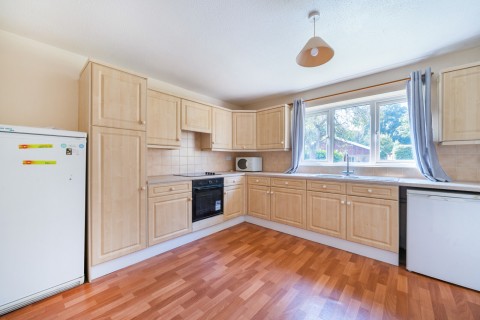 Click the photo for more details of Griggs Meadow, Dunsfold, GU8