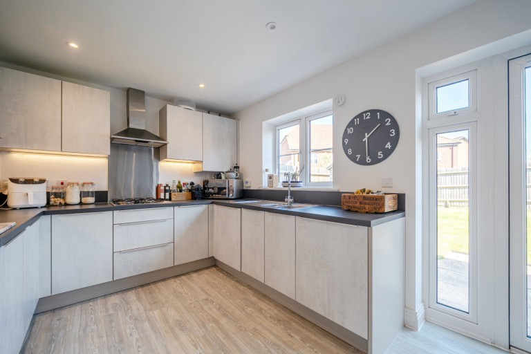 Images for Weald View, Cranleigh