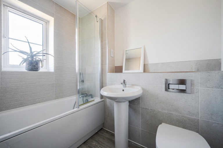 Images for Weald View, Cranleigh