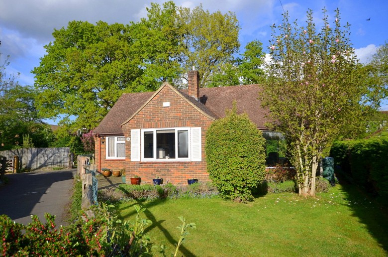 Click the photo for more details of The Drive, Cranleigh, GU6
