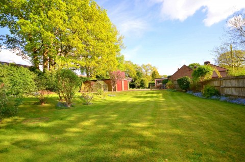 Click the photo for more details of The Drive, Cranleigh, GU6