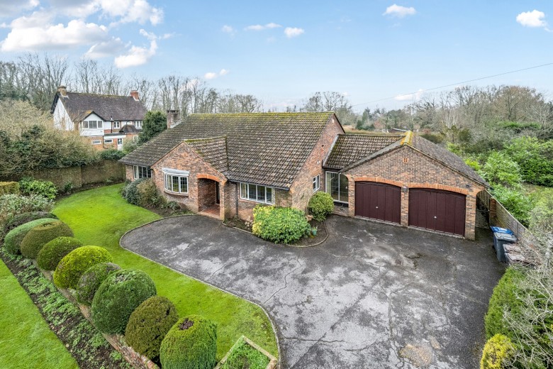 Click the photo for more details of Grove Road, Cranleigh, GU6