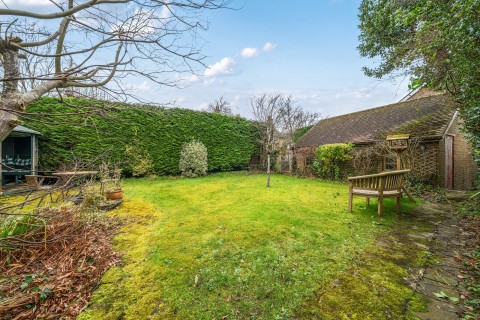 Click the photo for more details of Horsham Road, Cranleigh, GU6