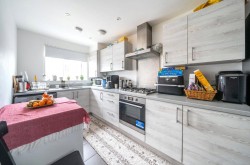 Images for Pippin Close, Cranleigh, GU6