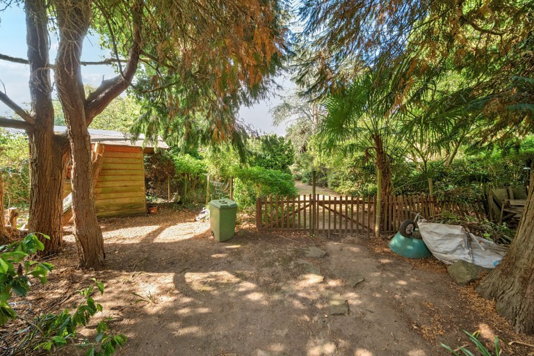 Images for Sweetwater Lane, Shamley Green, Surrey