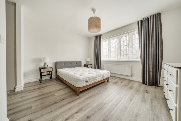 Images for Lorimer Avenue, Cranleigh, Surrey