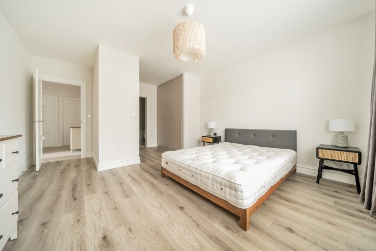 Images for Lorimer Avenue, Cranleigh, Surrey