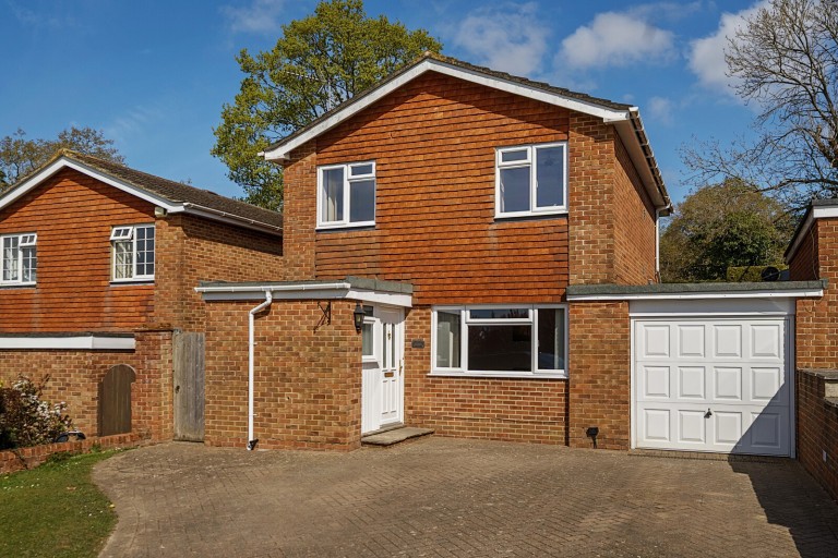 Images for Waldy Rise, Cranleigh, GU6
