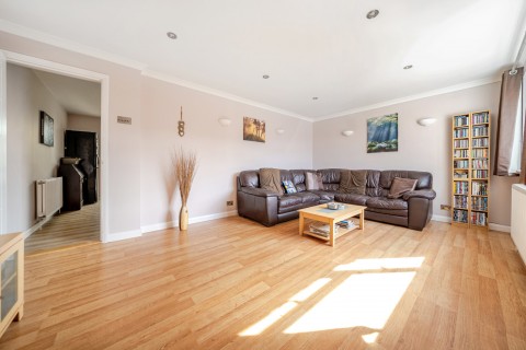 Click the photo for more details of Waldy Rise, Cranleigh, GU6