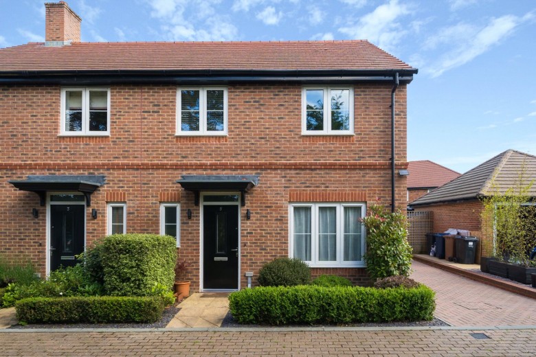 Click the photo for more details of Juniper Road, Alfold, GU6