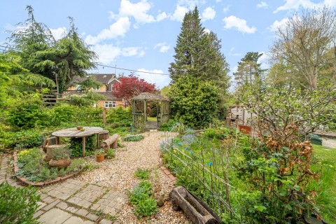 Click the photo for more details of The Drive, Ifold, RH14