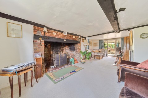 Click the photo for more details of The Common, Cranleigh, Surrey