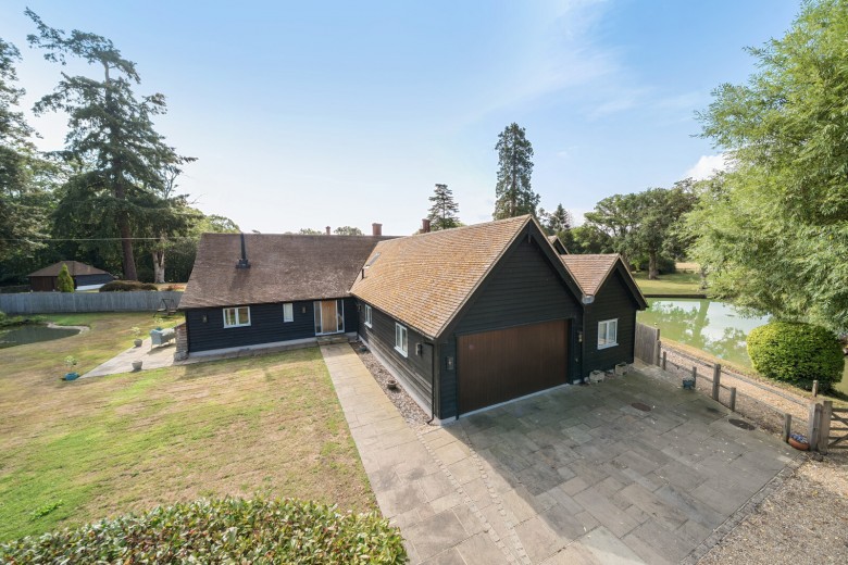 Click the photo for more details of Standon Lane, Ockley, Surrey