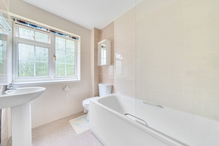 Images for Cromwell Place, Cranleigh, Surrey