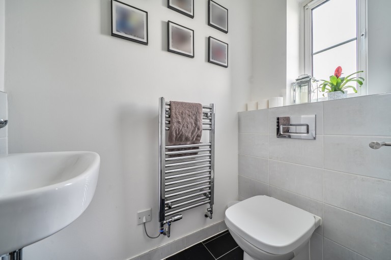 Images for Bramley Vale, Cranleigh, Surrey