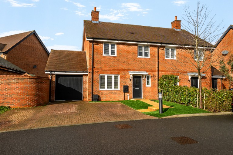 Images for Bramley Vale, Cranleigh, Surrey