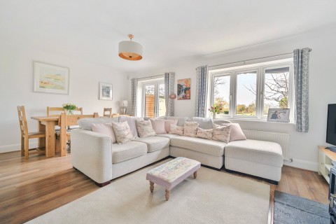 Click the photo for more details of Loxwood Farm Place, Loxwood, West Sussex