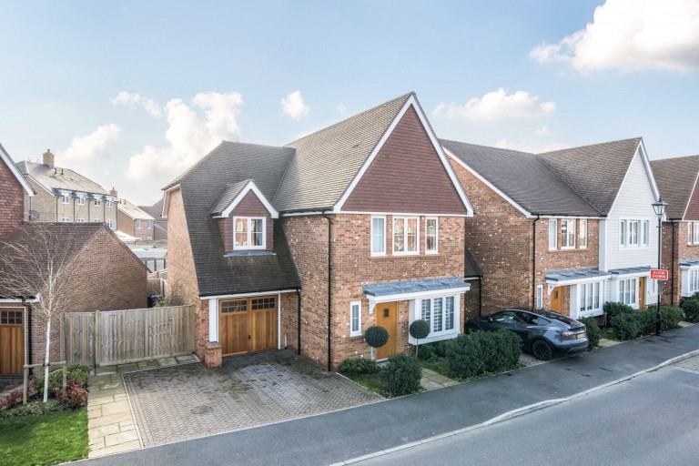 Images for Lorimer Avenue, Cranleigh, Surrey