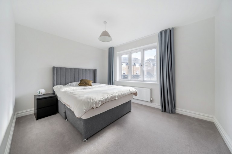 Images for Lorimer Avenue, Cranleigh, Surrey