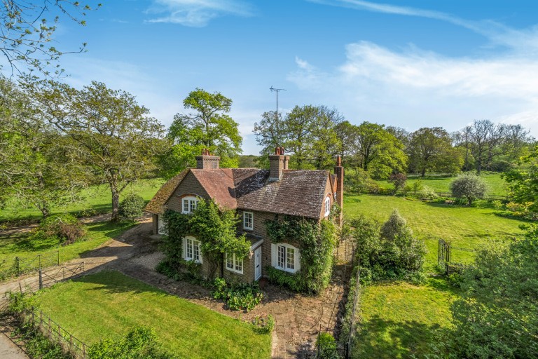 Images for Wykehurst Lane, Ewhurst, Surrey