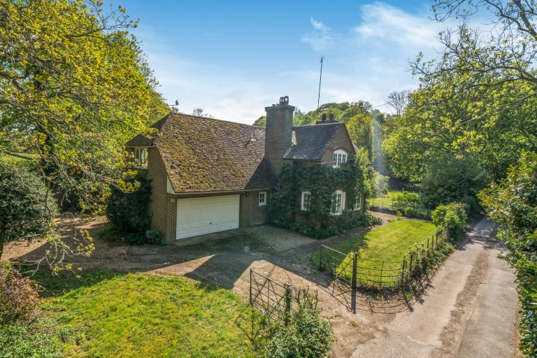 Images for Wykehurst Lane, Ewhurst, Surrey