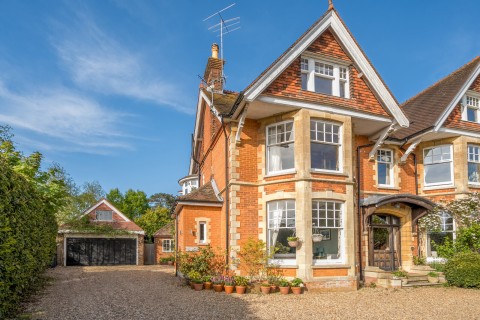 Click the photo for more details of Cranleigh, Surrey