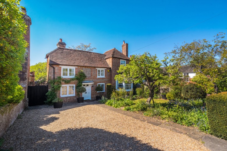 Click the photo for more details of Church Street, Rudgwick, West Sussex
