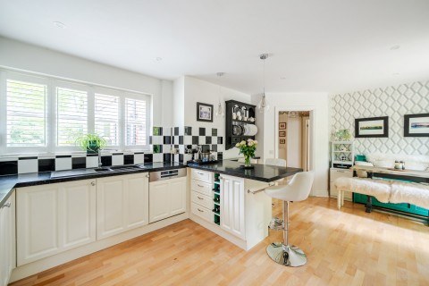 Click the photo for more details of Grove Road, Cranleigh, Surrey