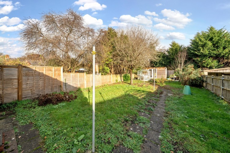 Images for James Road, Peasmarsh, GU3