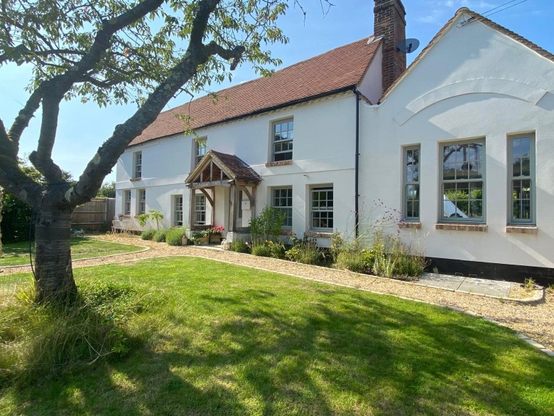 Click the photo for more details of Rowledge, Farnham, Surrey