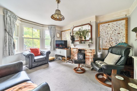 Click the photo for more details of Wrecclesham, Farnham, Surrey