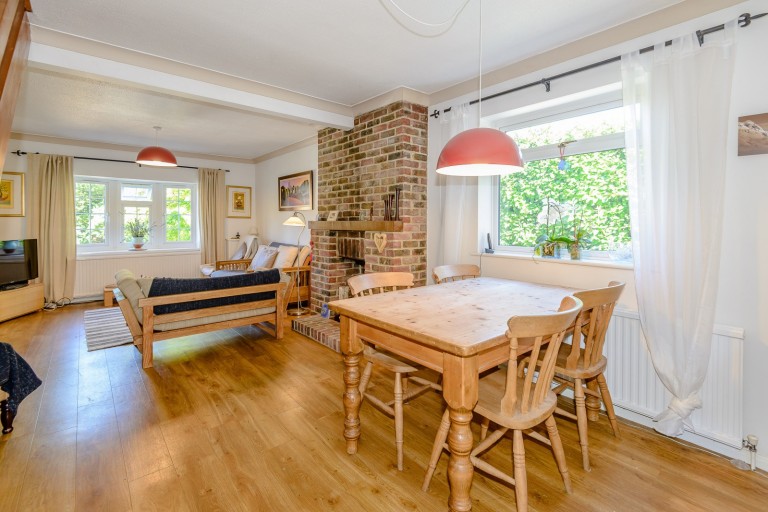 Images for Upper Bourne Lane, Wrecclesham, Farnham, GU10