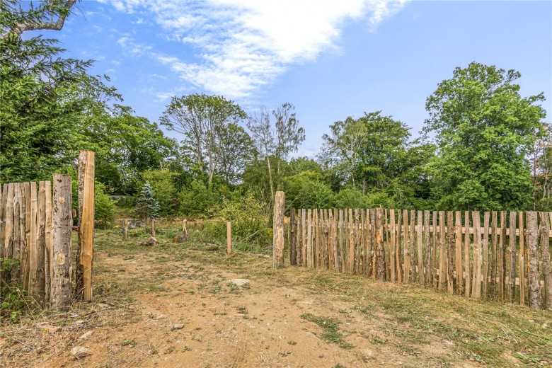 Click the photo for more details of Summerfield Lane, Frensham, Farnham, GU10