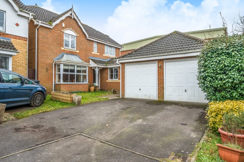 Click the photo for more details of The Old Orchard, Farnham, GU9