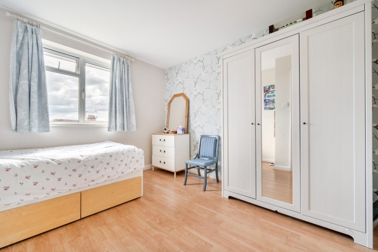 Images for Stewards Rise, Farnham, Surrey