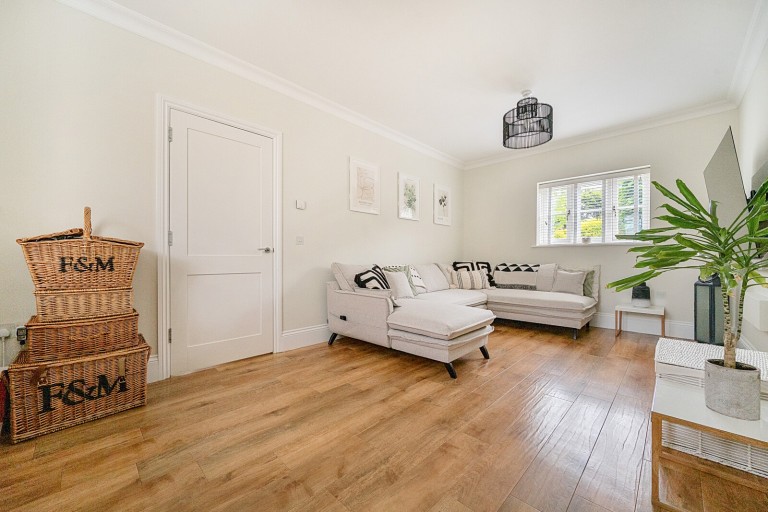 Images for Ewshot, Farnham, Surrey