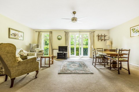 Click the photo for more details of Beacon Crescent, Hindhead, GU26
